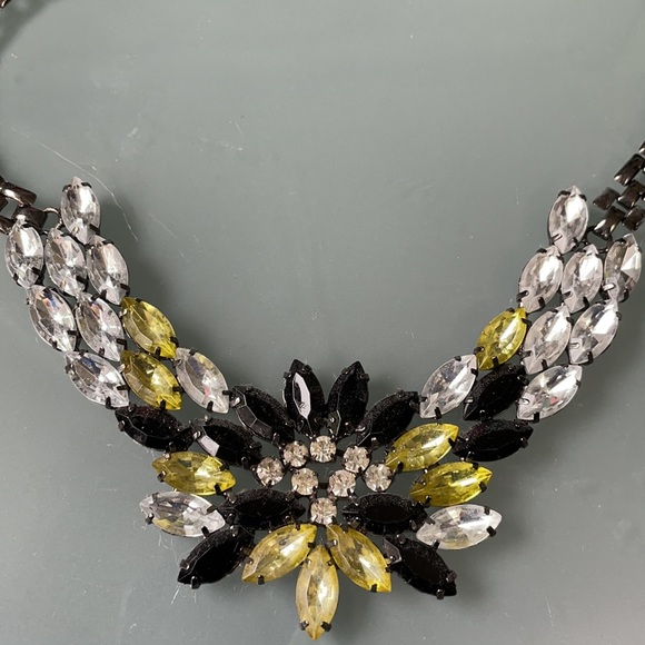 Statement Chrome coloured necklace - Picture 2 of 3